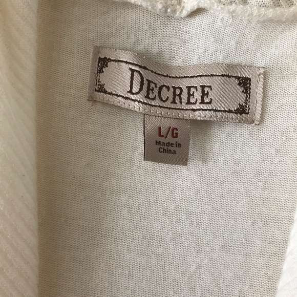 Cream White Shrug Cover-up Ruffle Front - Picture 3 of 4